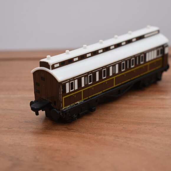 Old Slow Coach ERTL Thomas The Tank Engine & Friends Train Engine 2001 Vintage - Picture 7 of 8